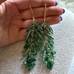 Elegant Green Leaf Drop Earrings